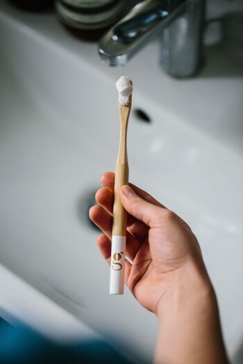 Grums Brosse à Dents en Bambou Blanc - Bewell