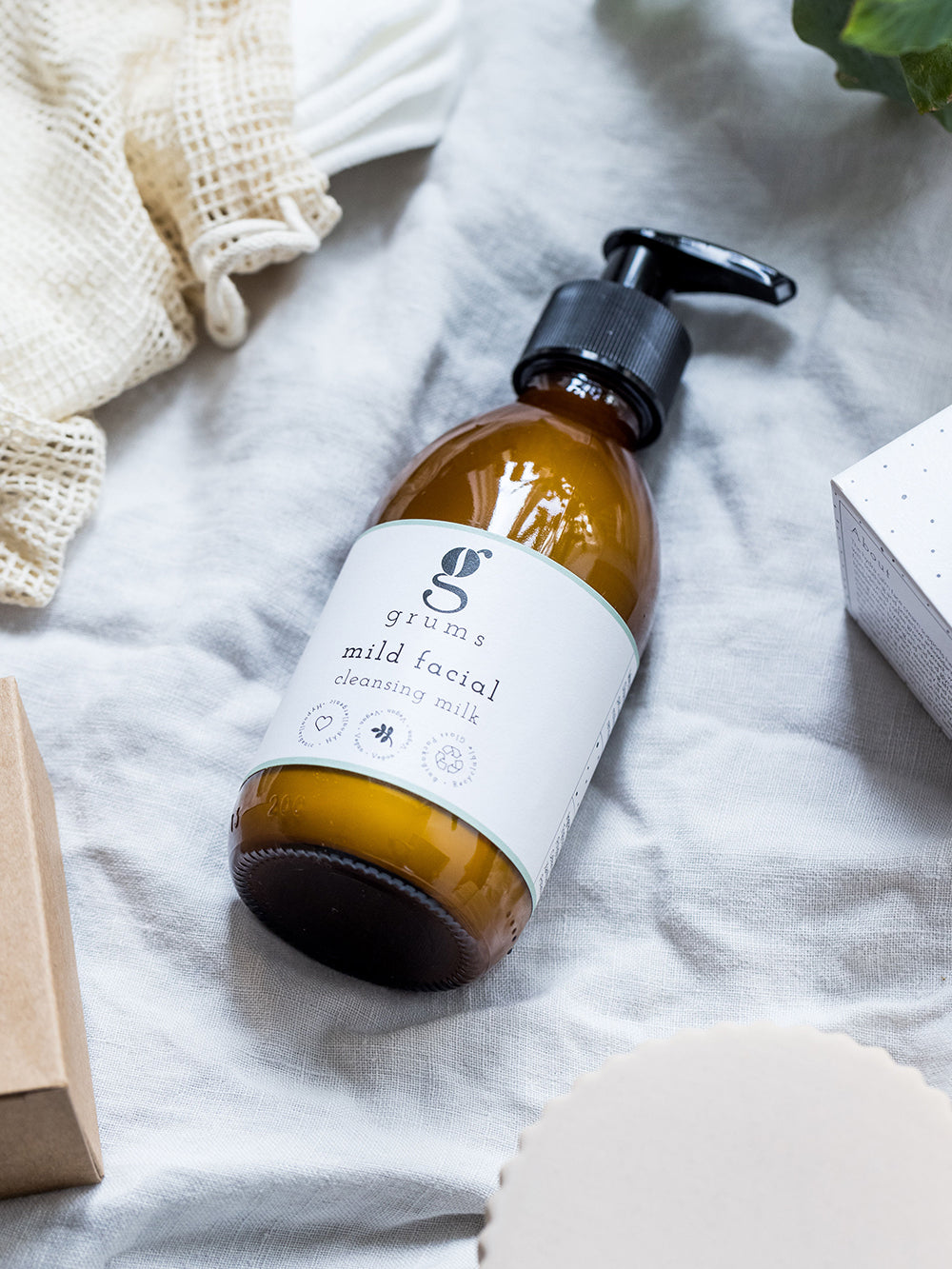 Grums Lait netoyant doux pour le visage - Bewell