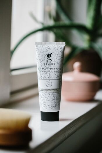 Grums Raw Espresso 2en1 Exfoliant et Masque