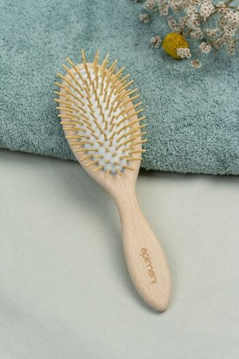 Brosse à cheveux Picots bois – 100% Naturelle Apimani